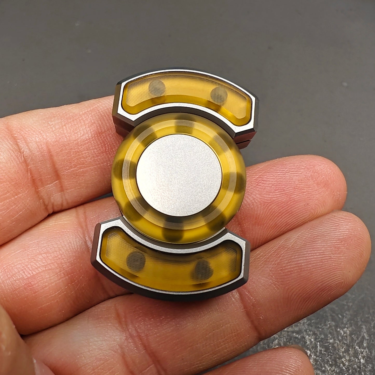 Mr. Wang Three Body Cube 3.0