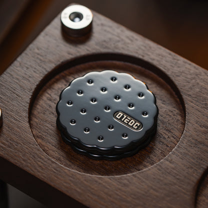 01EDC Sandwich Cookie