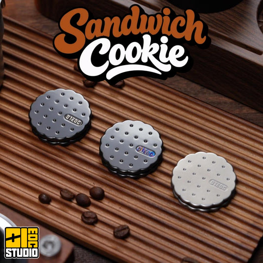 01EDC Sandwich Cookie