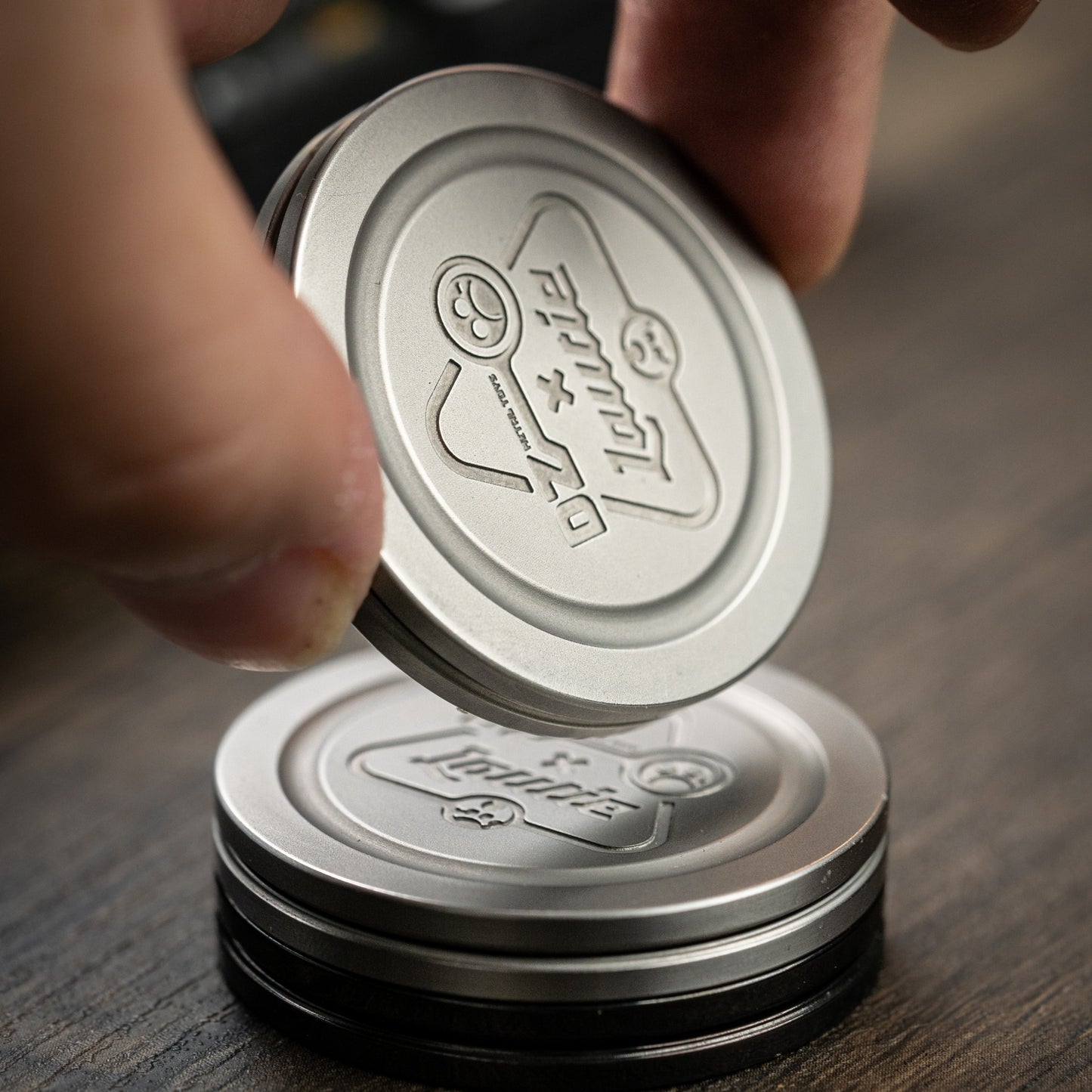 Lautie X DZ Showhand Haptic