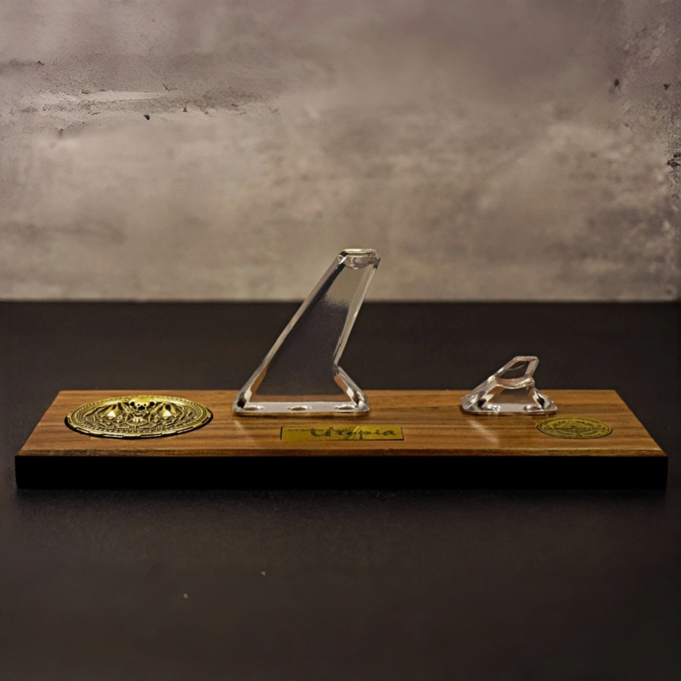 Proxy EDC Display Stand for Utopia