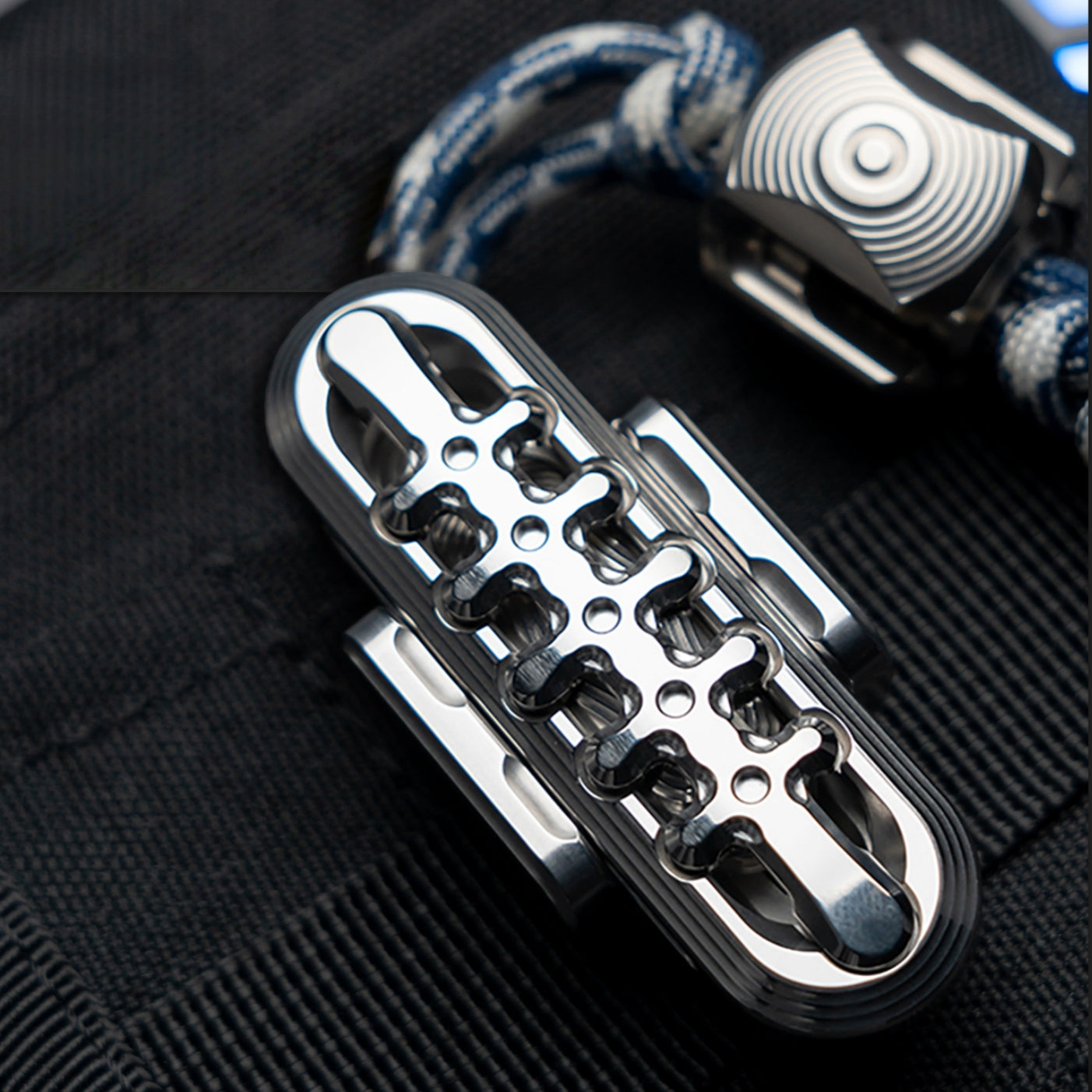 Wanwu Studio EXOSKELETON